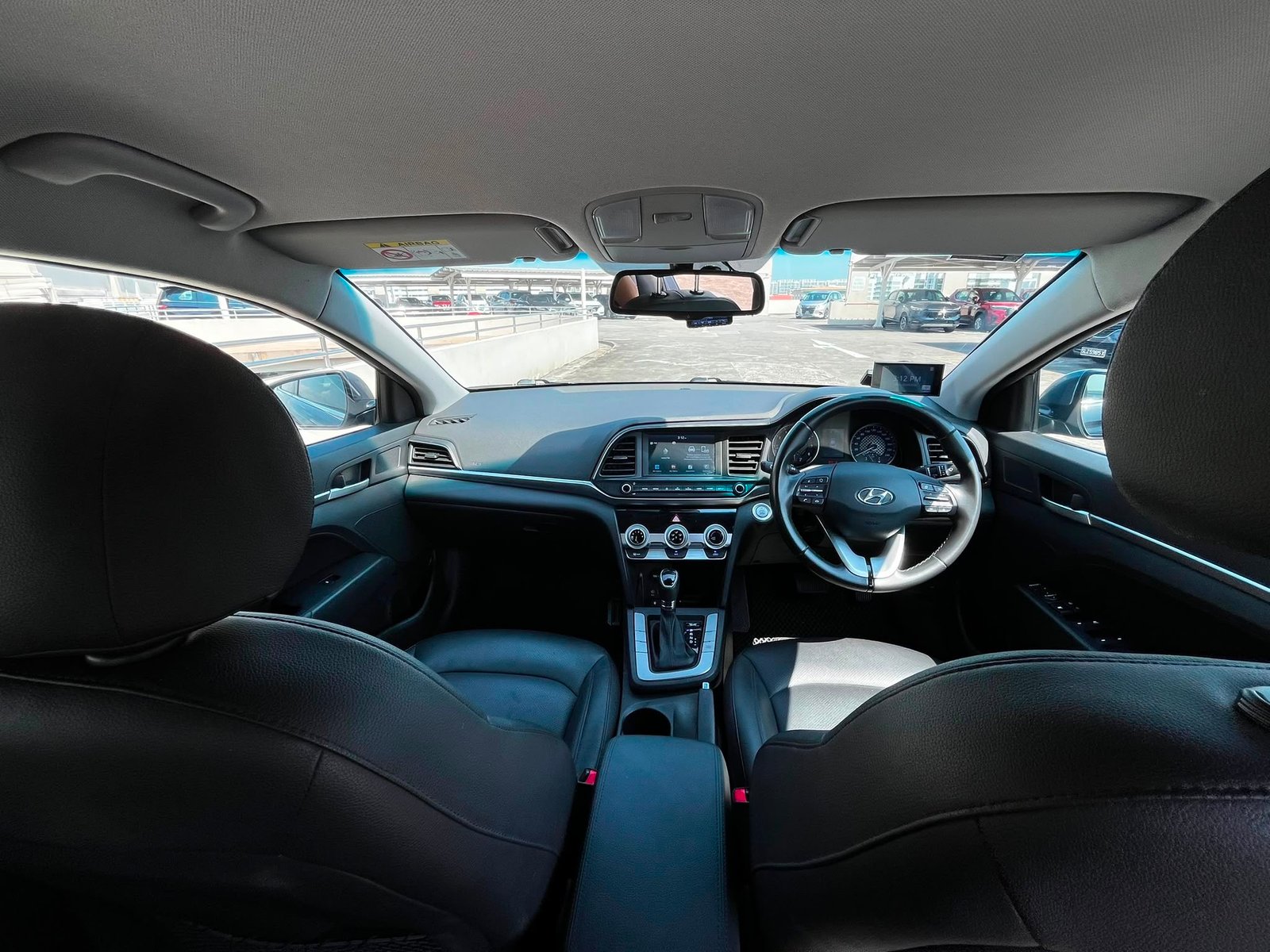 Hyundai Avante 1.6 GLS photo 6